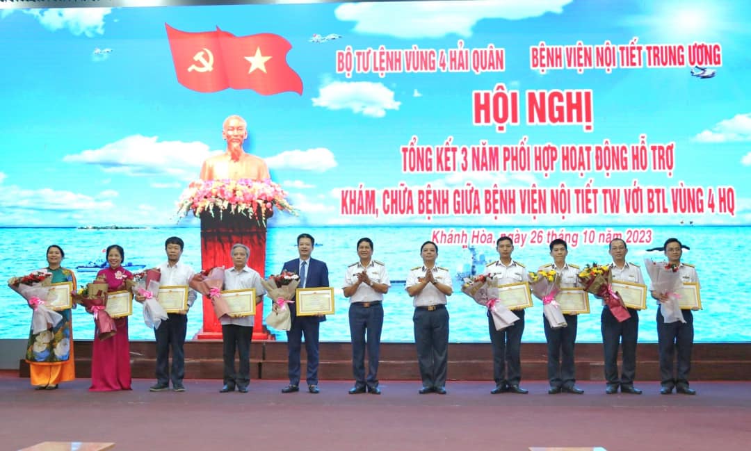KING88 - Nền tảng cá cược World Cup 2026 chính thức – VÙNG 4 HẢI QUÂN: SƠ KẾT 3 NĂM PHỐI HỢP HOẠT ĐỘNG KHÁM, CHỮA BỆNH