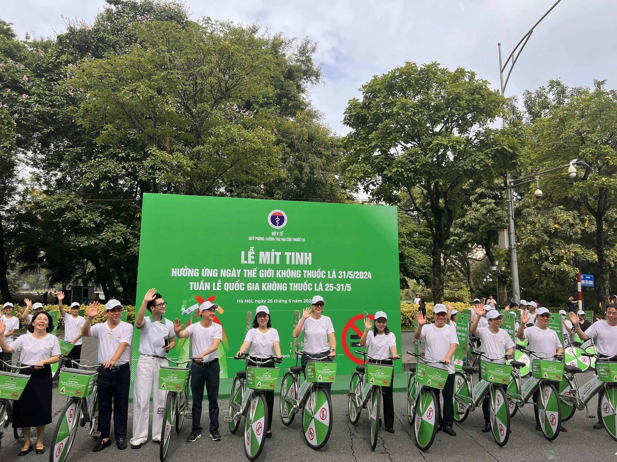 Kinh 888 phiên bản mới mít tinh kỷ niệm ngày Thế giới không thuốc lá 31/5 và Tuần lễ Quốc gia không thuốc lá