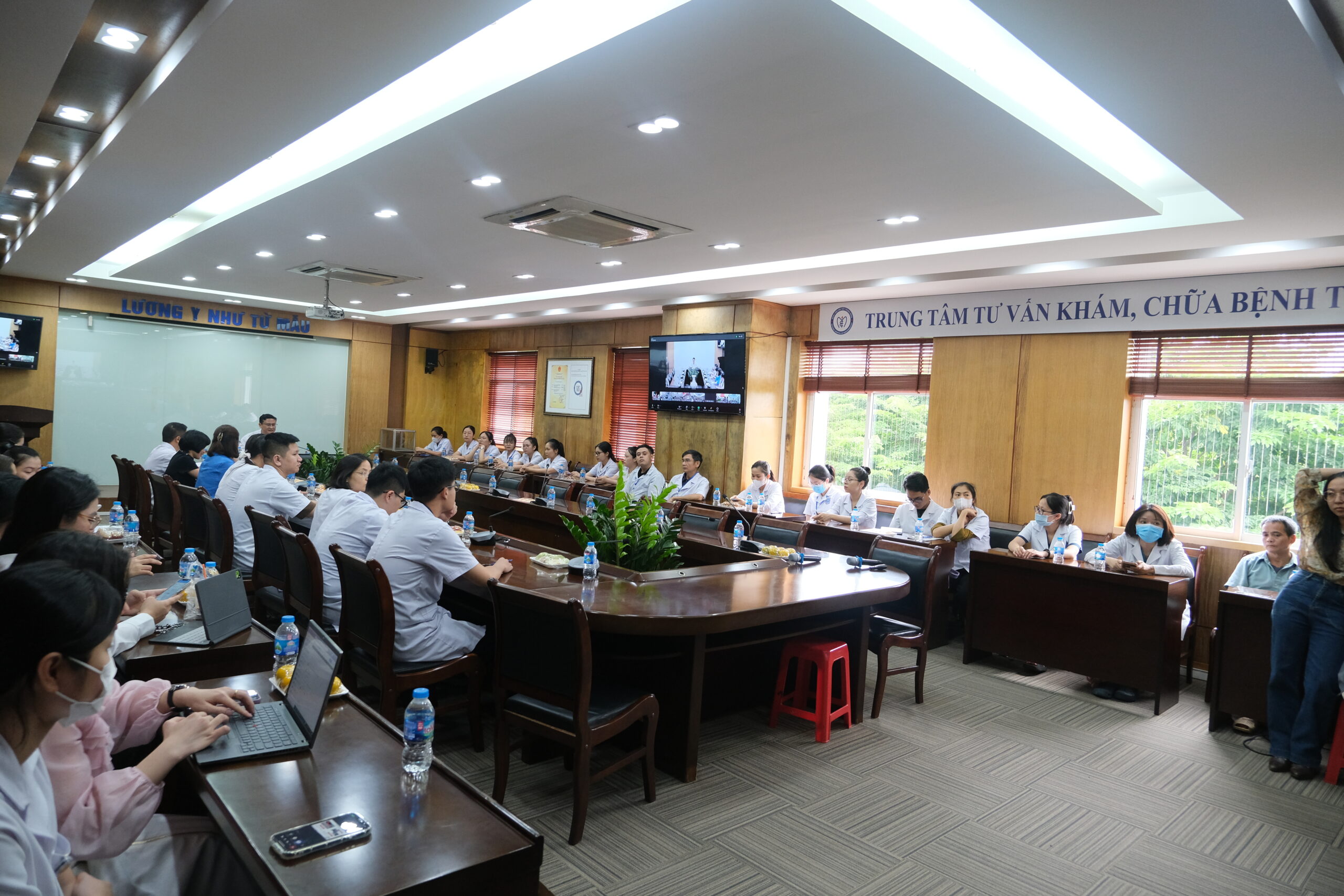 Sinh hoạt khoa học với chủ đề “Dự phòng biến cố tim mạch: Vượt qua rào cản lâm sàng”