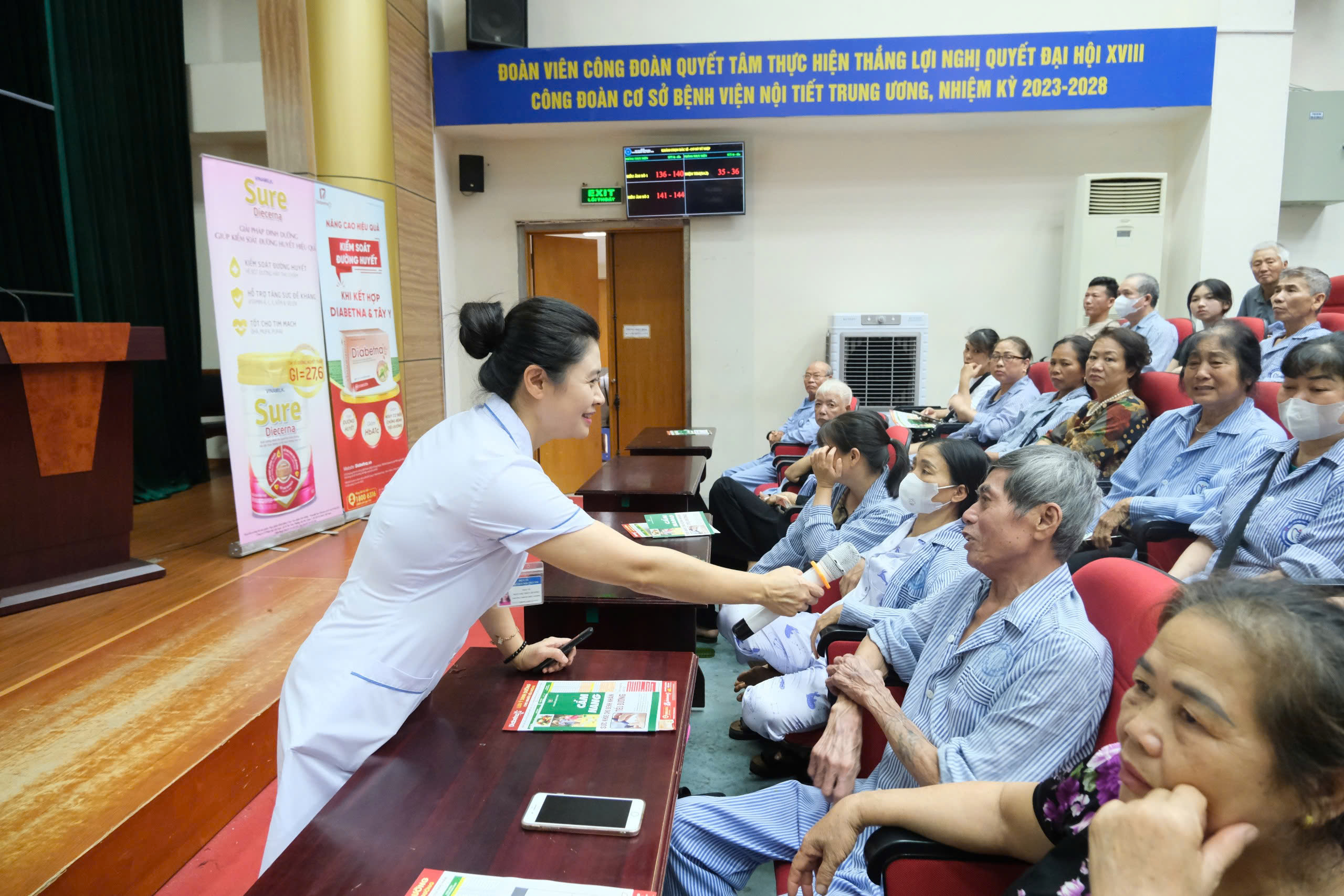 Giáo dục sức khoẻ chủ đề: “Chuẩn bị thăm khám tim mạch (suy tim- đau thắt ngực- bệnh mạch vành”.