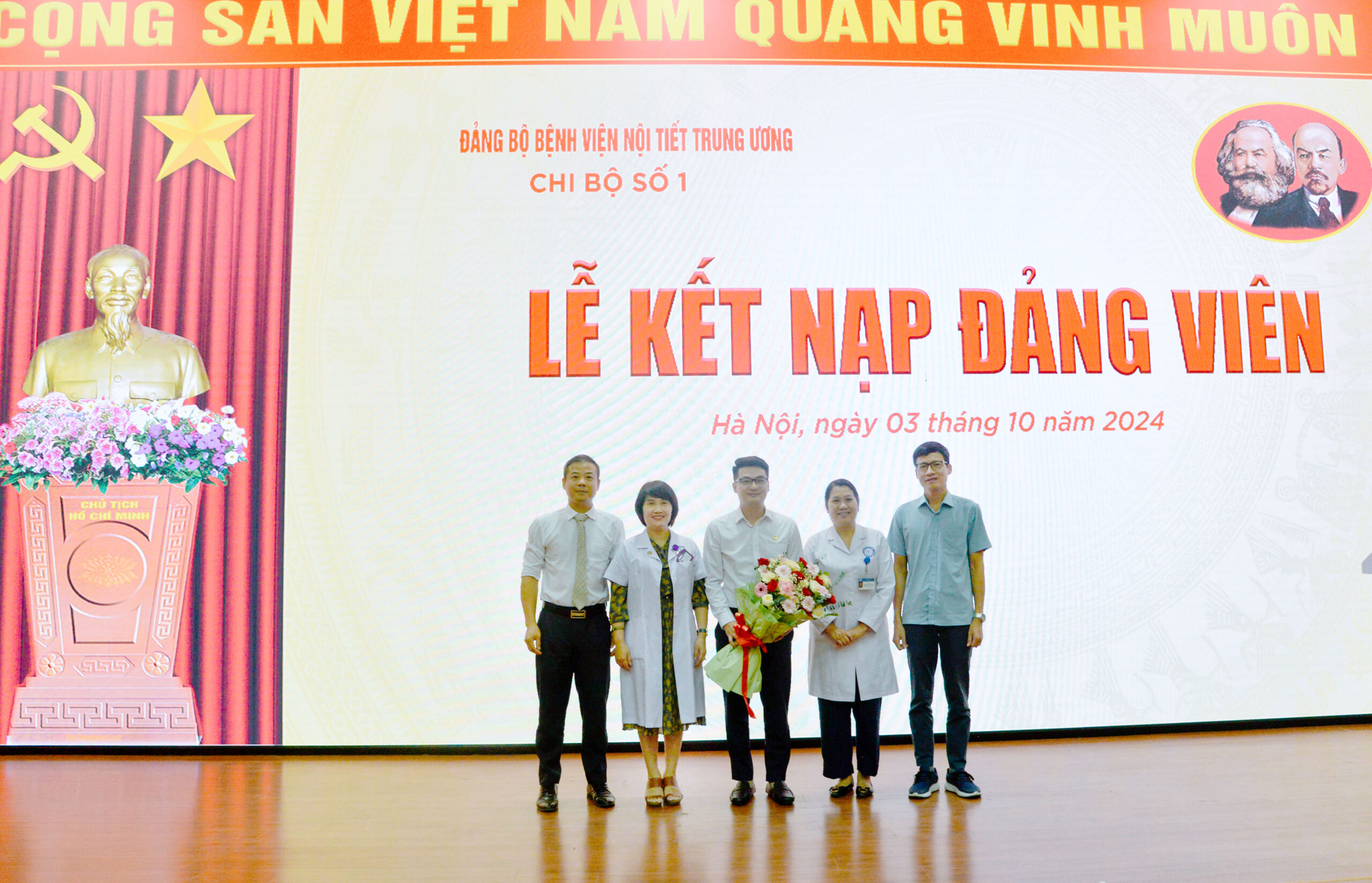KING88 - Nền tảng cá cược World Cup 2026 chính thức tổ chức Lễ kết nạp cho Đảng viên mới