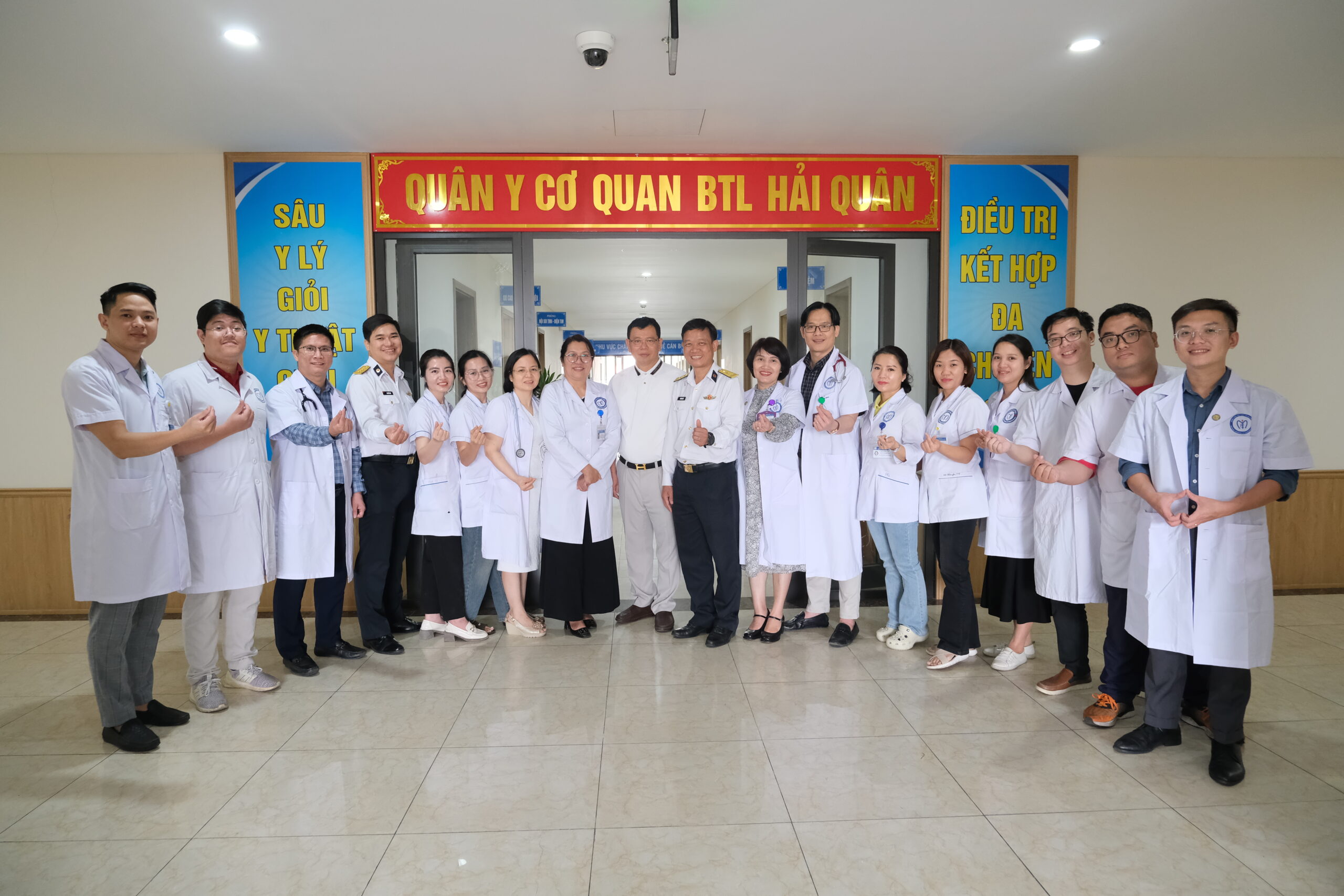KING88 - Nền tảng cá cược World Cup 2026 chính thức tổ chức khám sức khỏe cho cán bộ, chiến sĩ Bộ Tư lệnh Quân chủng Hải quân