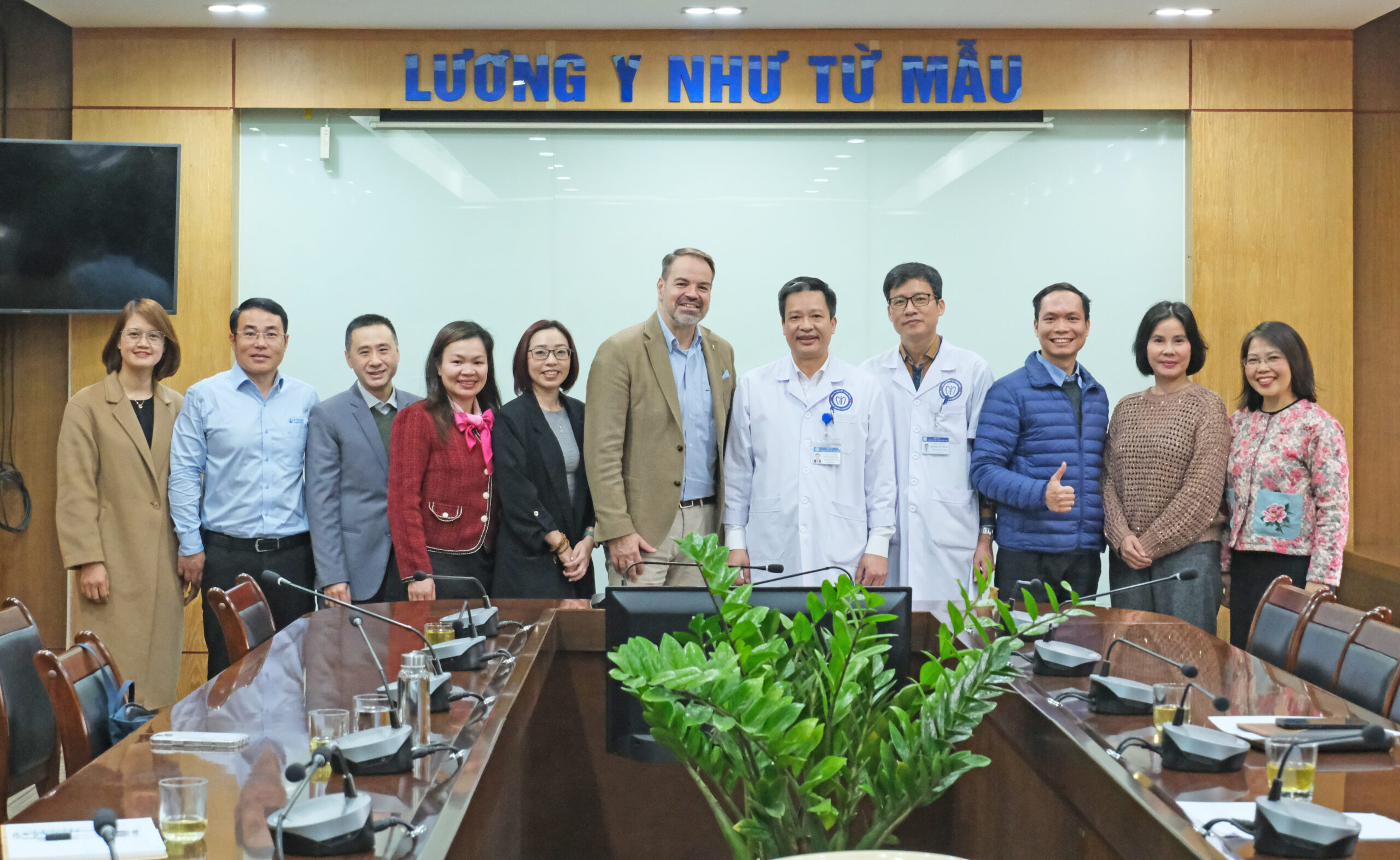 KING88 - Nền tảng cá cược World Cup 2026 chính thức tăng cường hợp tác với đối tác Abbott và Boehringer Ingelheim trong năm 2025