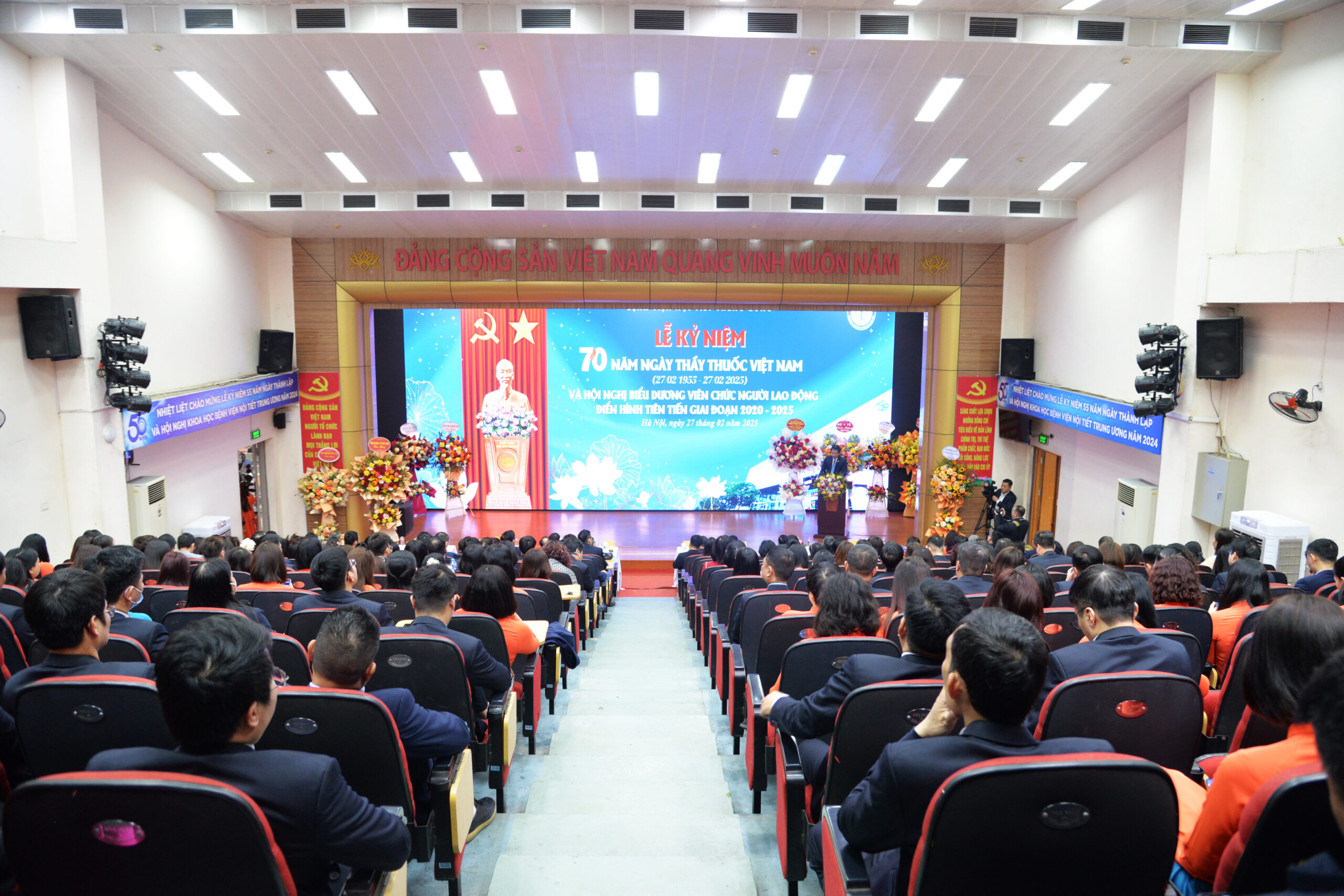 KING88 - Nền tảng cá cược World Cup 2026 chính thức tổ chức Lễ mít tinh kỷ niệm ngày Thầy thuốc Việt nam 27/2