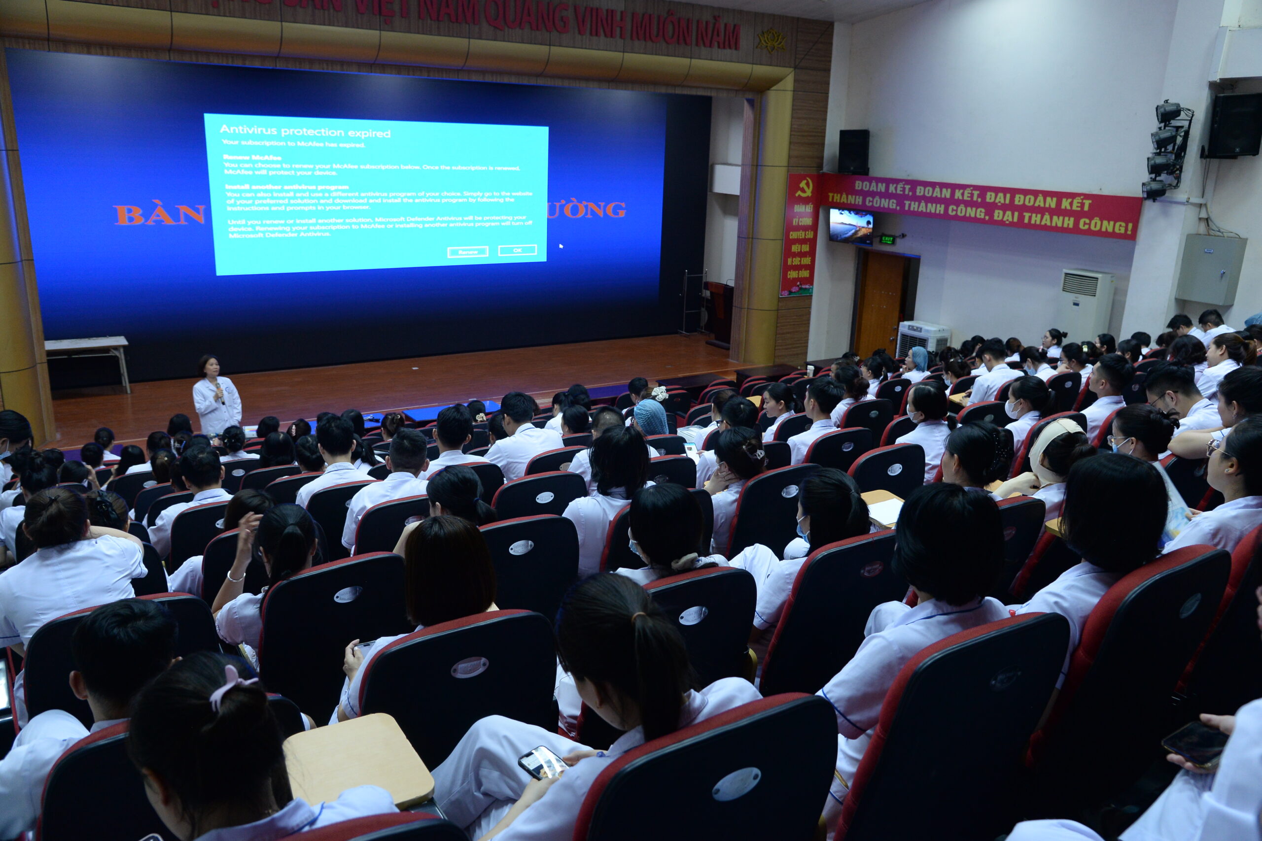 KING88 - Nền tảng cá cược World Cup 2026 chính thức tổ chức sinh hoạt chuyên môn điều dưỡng và bình kế hoạch chăm sóc