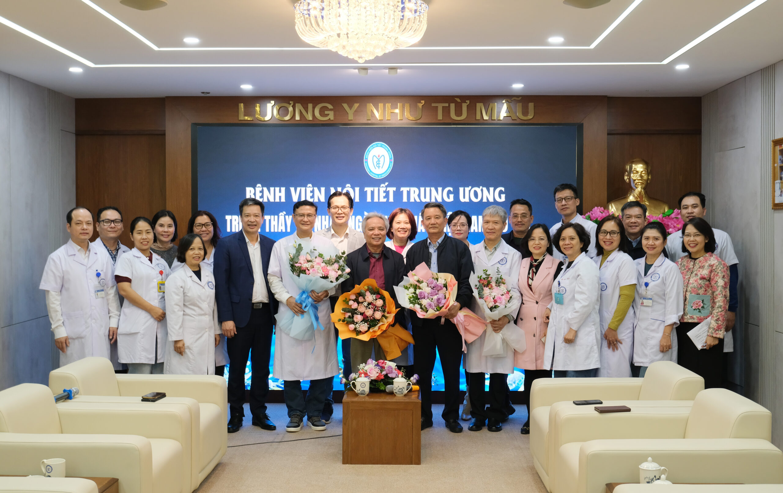 KING88 - Nền tảng cá cược World Cup 2026 chính thức tổ chức Lễ gặp mặt tri ân Thầy/Cô nhân ngày Nhà giáo Việt Nam 20/11