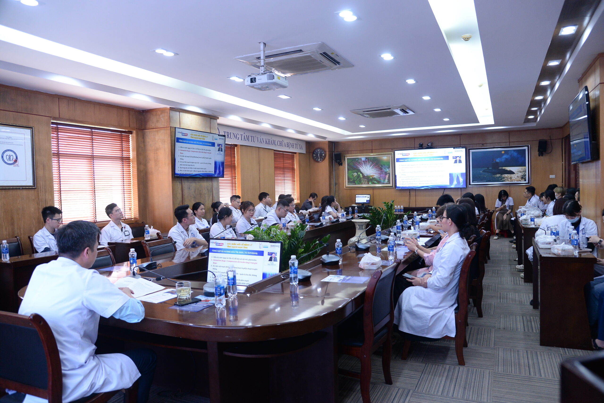 Sinh hoạt khoa học chuyên đề: “Góc nhìn mới về King88clb com link không chặn tĩnh mạch mạn tính – Cập nhật từ Diễn đàn Tĩnh mạch học châu Âu EVF 2025”